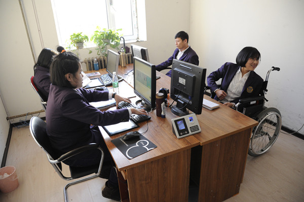 孵化基地学员_副本.jpg