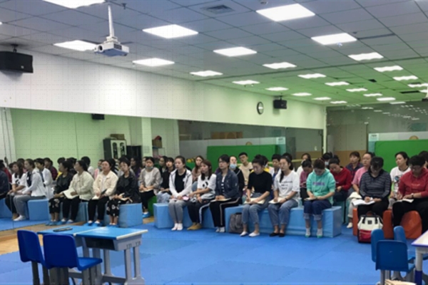 凝“新”聚力 ，二道区新智特殊儿童训练学?？固亟棠芰μ嵘嘌?63.JPG