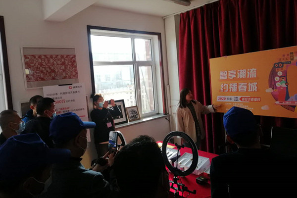 1603198289390518.jpg 培训学员1_副本.jpg