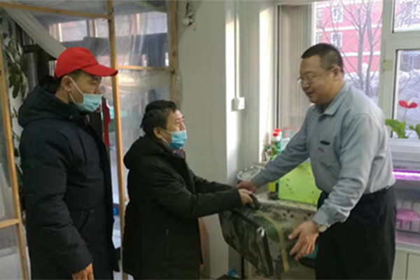 1608899405819902.jpg 慰问门.jpg